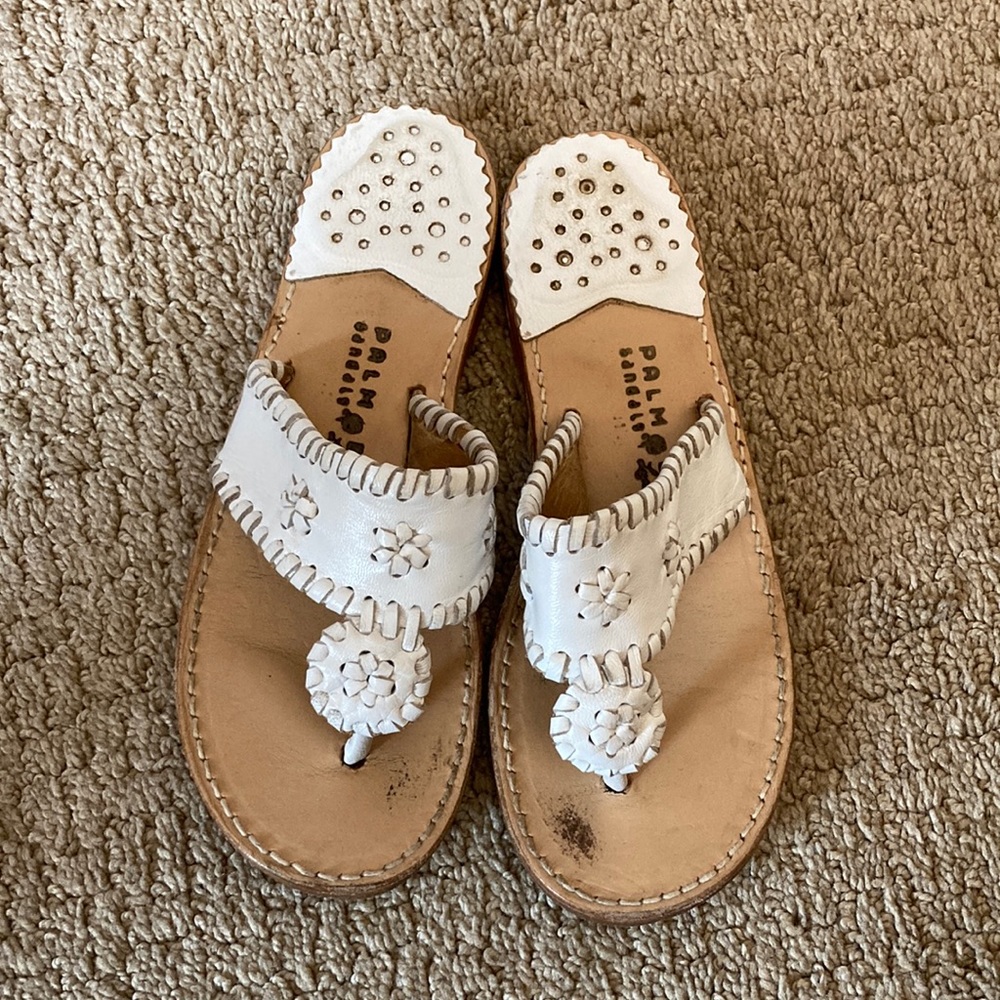 White Palm Beach sandals Size 3